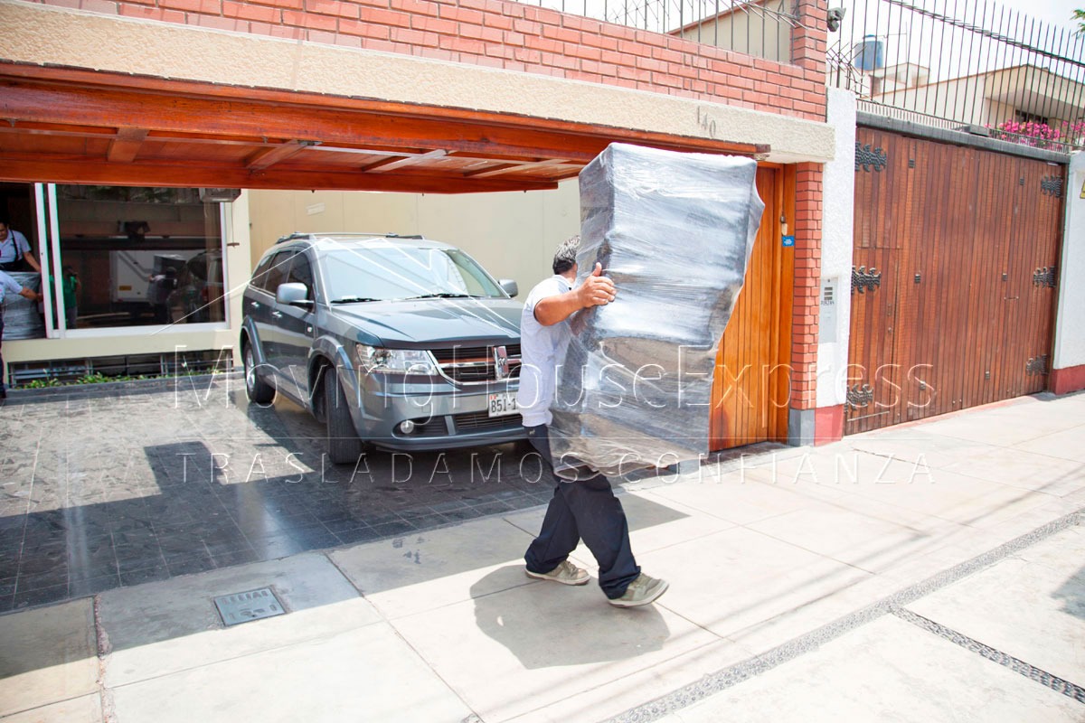 b22_23_11zon mudanzas